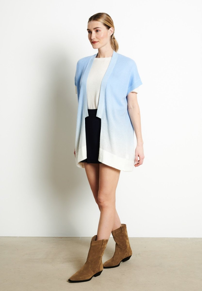 Gilet à manches courtes femme en cachemire déjaugé tye & dye blanc écru & bleu ciel - AVA 11A