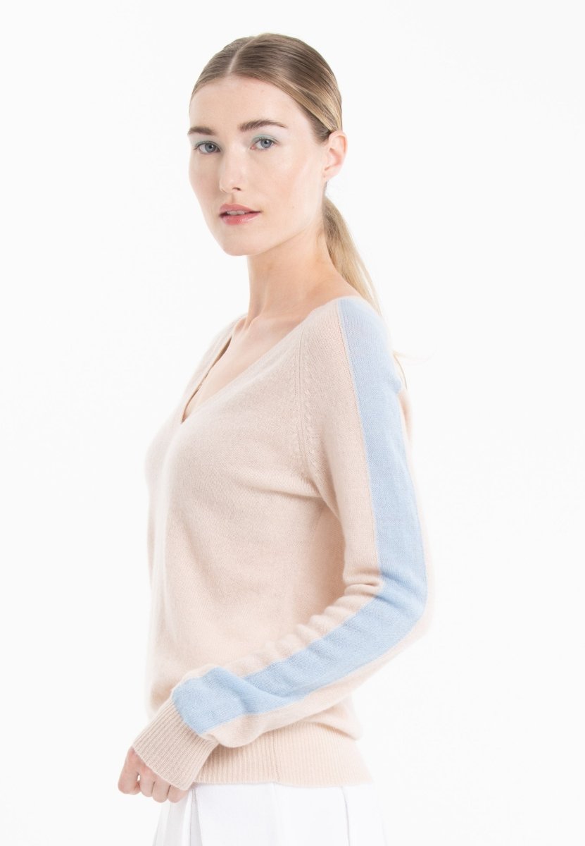Pull col V femme en cachemire skin & baby blue - RIA 1
