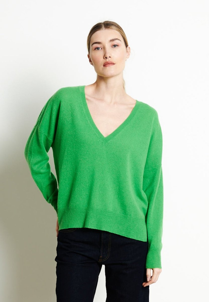 Pull col V femme en cachemire vert pomme - RIA 3