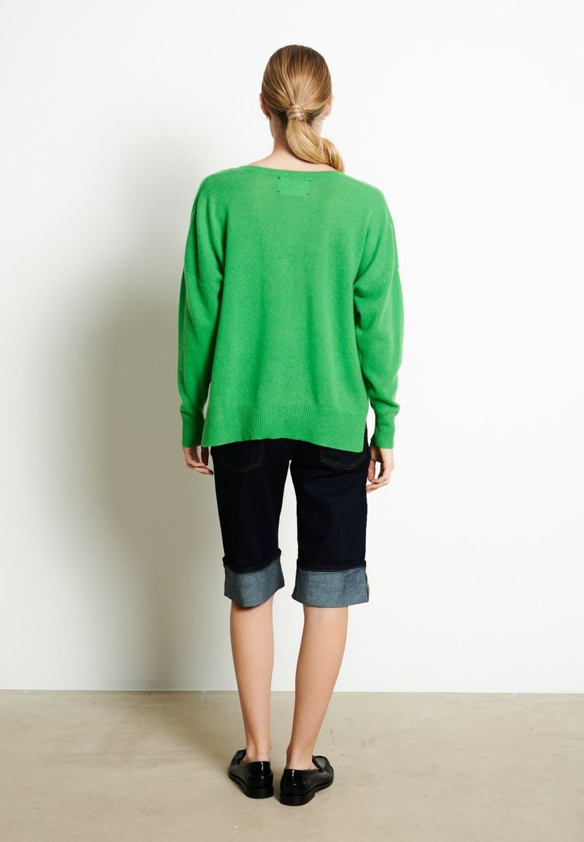 Pull col V femme en cachemire vert pomme - RIA 3